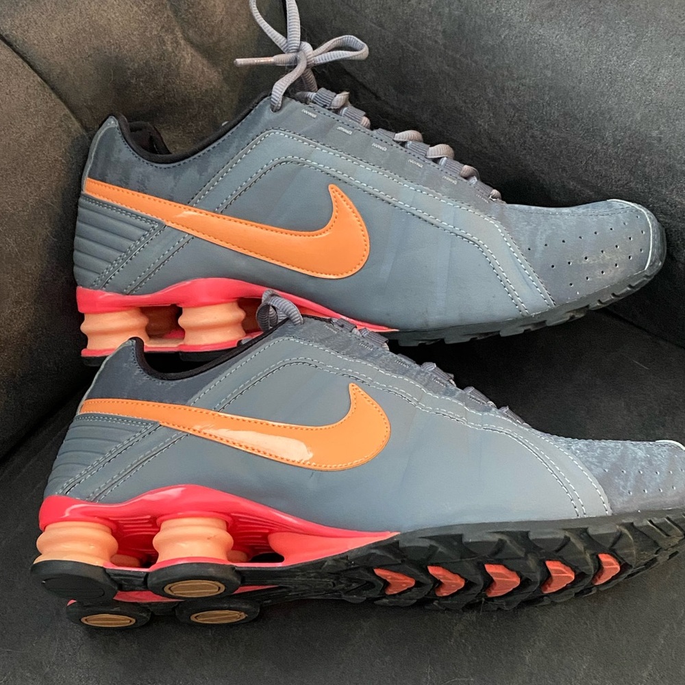 Size 10 (woman’s) peach and grey Nike shox